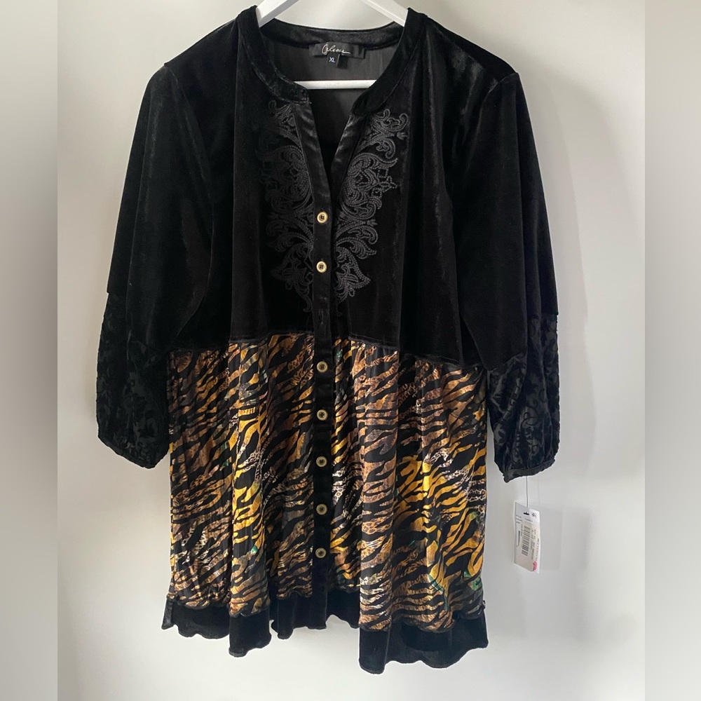 Calessa Velvet & Animal Print Button-Front Tunic Top XL NWT